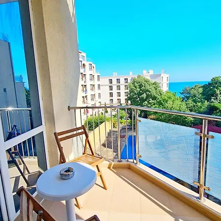 Mdk Sea View Apartament *